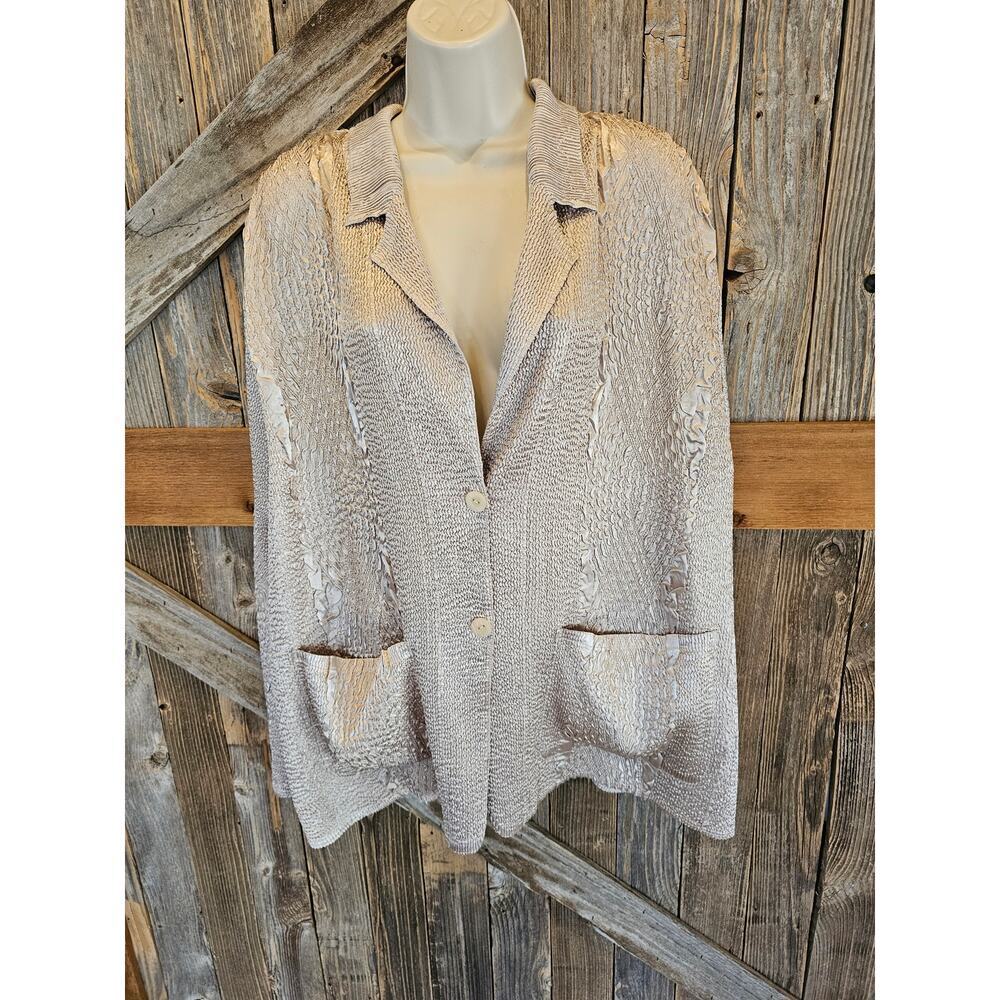 NWT new vintage pleats collection gold crinkle button up Glam top shaket 3X ^